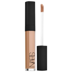 NARS – Radiant Creamy Concealer with Hydrating Medium Coverage